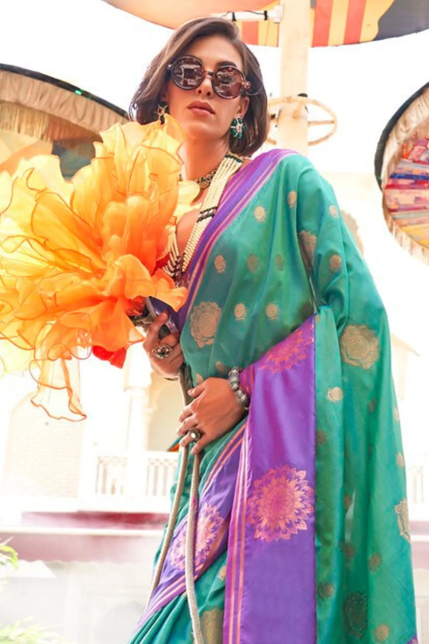 William Green Party Wear Two Tone Contrast Handloom Weaving Silk Saree