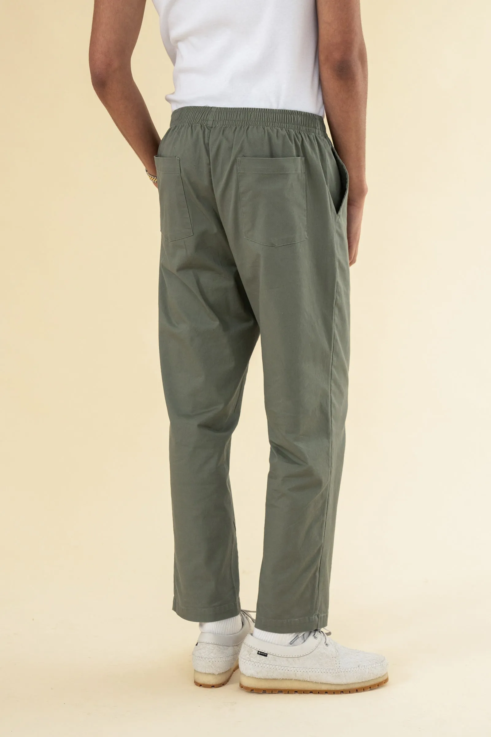 WILLIAM STAPLE COTTON TROUSER - OLIVE